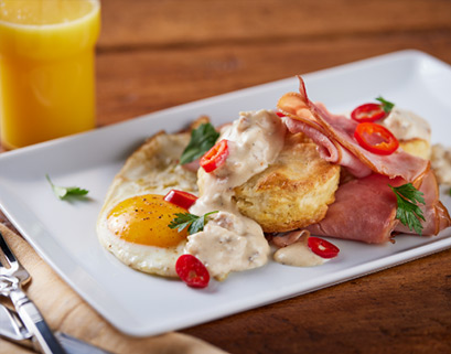 03_SausageHam Sausage and Ham for breakfast